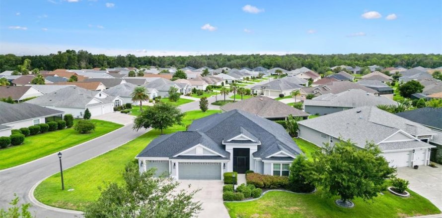Villa ou maison à The Villages, Floride 3 chambres, 187.29 m2 № 1771582