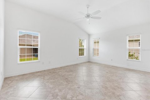 Casa en venta en The Villages, Florida, 3 dormitorios, 187.29 m2 № 1771582 - foto 19