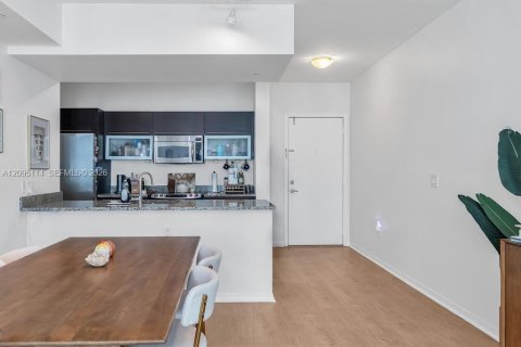 Copropriété à louer à Miami, Floride: 1 chambre, 71.91 m2 № 2381384 - photo 15