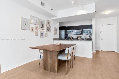 Copropriété à louer à Miami, Floride: 1 chambre, 71.91 m2 № 2381384 - photo 11