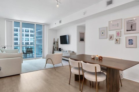 Copropriété à louer à Miami, Floride: 1 chambre, 71.91 m2 № 2381384 - photo 16