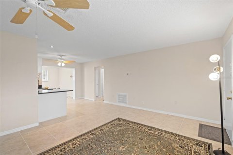House in Sarasota, Florida 3 bedrooms, 115.11 sq.m. № 1429278 - photo 7