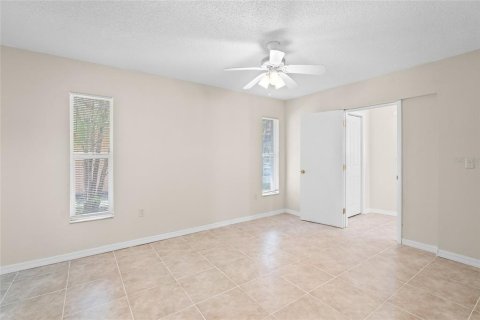 House in Sarasota, Florida 3 bedrooms, 115.11 sq.m. № 1429278 - photo 21