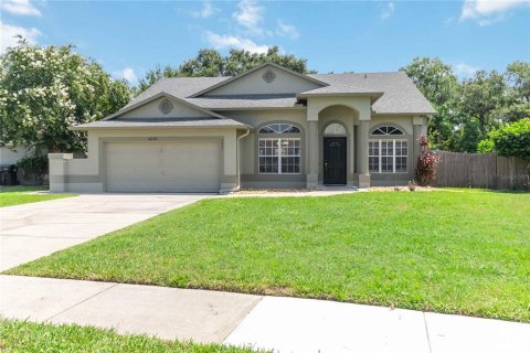 Villa ou maison à vendre à Orlando, Floride: 4 chambres, 187.11 m2 № 1831756 - photo 1