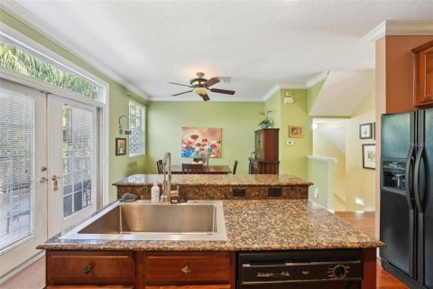 Снять в аренду таунхаус в Тампа, Флорида 7 комнат, 171.87м2, № 1912781 - фото 21