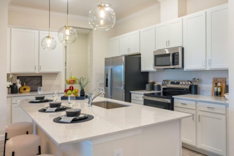 Villa ou maison à vendre à Port St. Lucie, Floride: 3 chambres, 239.97 m2 № 2431262 - photo 2