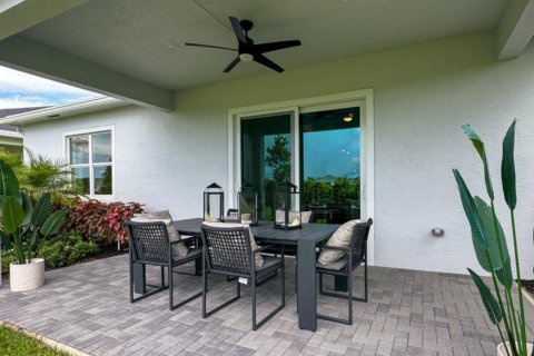Villa ou maison à vendre à Port St. Lucie, Floride: 3 chambres, 239.97 m2 № 2431262 - photo 15