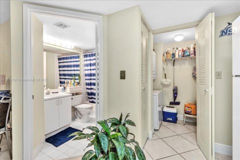 Condominio en venta en Miami, Florida, 2 dormitorios, 103.12 m2 № 1772342 - foto 12