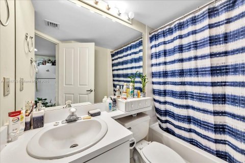 Condominio en venta en Miami, Florida, 2 dormitorios, 103.12 m2 № 1772342 - foto 21