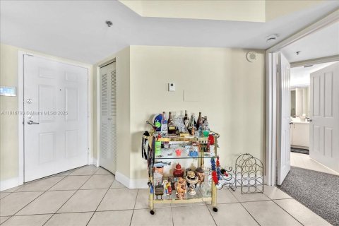 Condominio en venta en Miami, Florida, 2 dormitorios, 103.12 m2 № 1772342 - foto 7