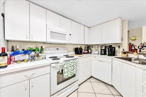 Condominio en venta en Miami, Florida, 2 dormitorios, 103.12 m2 № 1772342 - foto 8