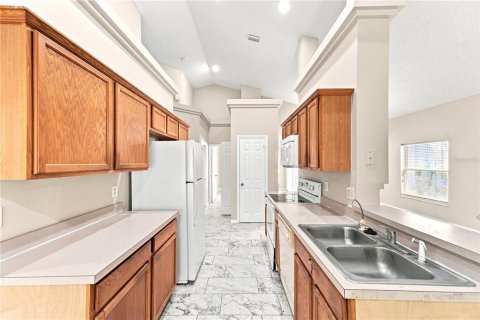 Villa ou maison à vendre à Orlando, Floride: 4 chambres, 144.74 m2 № 2220705 - photo 12