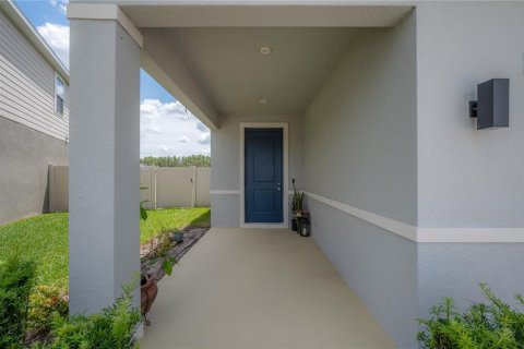 Casa en alquiler en Land O' Lakes, Florida, 4 dormitorios, 220.18 m2 № 1914855 - foto 2