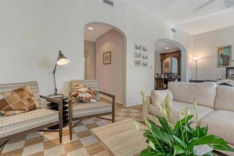 Townhouse in Osprey, Florida 2 bedrooms, 175.59 sq.m. № 2386652 - photo 12
