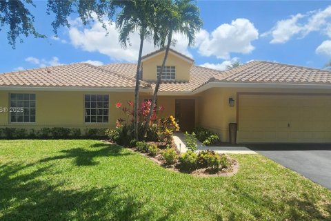 House in Davie, Florida 4 bedrooms, 193.79 sq.m. № 1700839 - photo 2