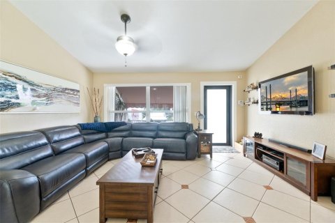 Villa ou maison à vendre à Sunrise, Floride: 3 chambres, 109.53 m2 № 2389057 - photo 5