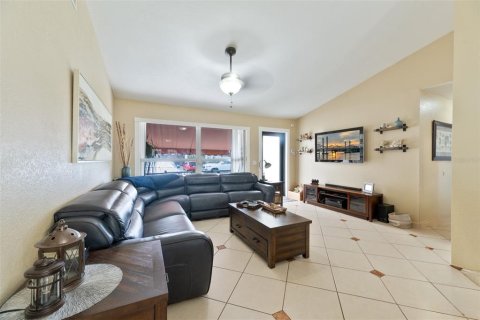Villa ou maison à vendre à Sunrise, Floride: 3 chambres, 109.53 m2 № 2389057 - photo 6