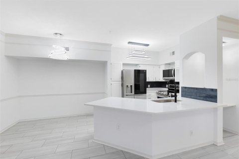 Copropriété à vendre à Orlando, Floride: 4 chambres, 138.33 m2 № 1620459 - photo 9