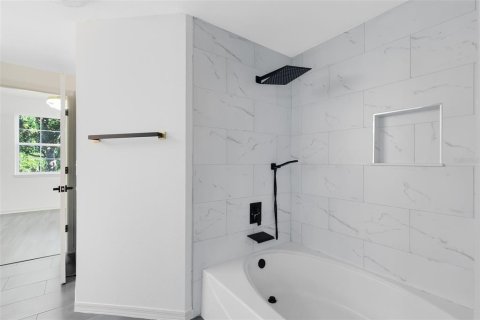 Copropriété à vendre à Orlando, Floride: 4 chambres, 138.33 m2 № 1620459 - photo 15