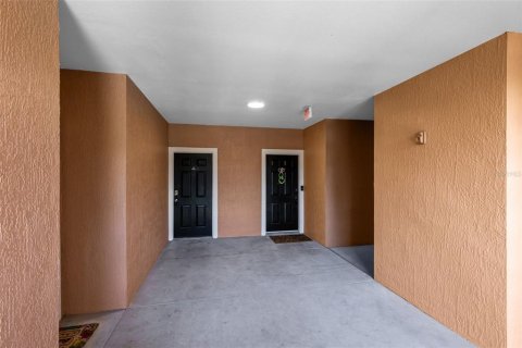 Copropriété à vendre à Orlando, Floride: 4 chambres, 138.33 m2 № 1620459 - photo 29