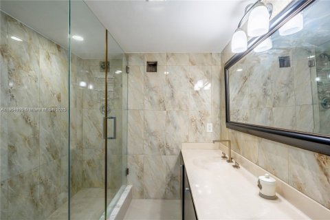 Condominio en alquiler en Hollywood, Florida, 2 dormitorios, 174.38 m2 № 1955365 - foto 11