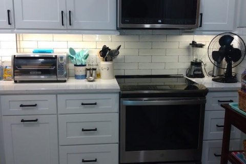 Condo in Lauderdale-by-the-Sea, Florida, 2 bedrooms  № 2402406 - photo 30