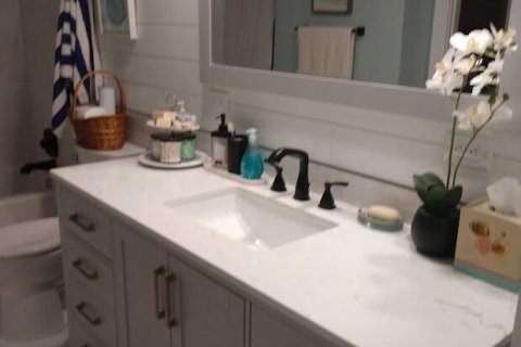 Condo in Lauderdale-by-the-Sea, Florida, 2 bedrooms  № 2402406 - photo 6
