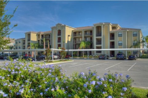 Copropriété à louer à Bradenton, Floride: 2 chambres, 107.4 m2 № 220151 - photo 1