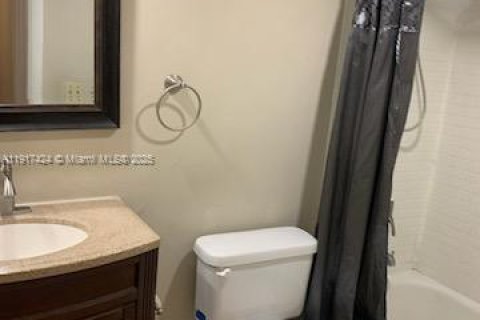 Condominio en alquiler en West Palm Beach, Florida, 1 dormitorio, 65.4 m2 № 1972176 - foto 6