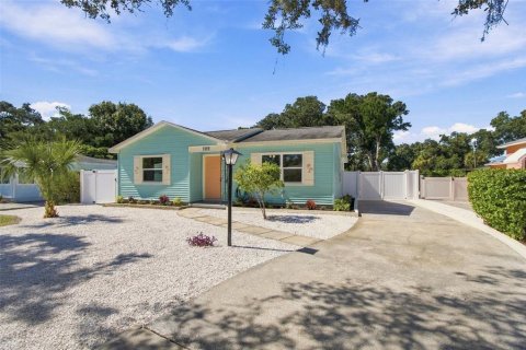 House in Gulfport, Florida 3 bedrooms, 92.53 sq.m. № 2430786 - photo 3