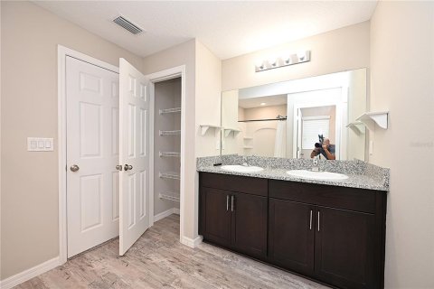 Villa ou maison à louer à Lakeland, Floride: 4 chambres, 171.87 m2 № 2415290 - photo 26
