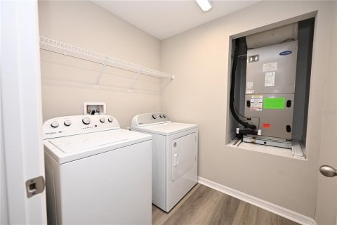 Villa ou maison à louer à Lakeland, Floride: 4 chambres, 171.87 m2 № 2415290 - photo 28