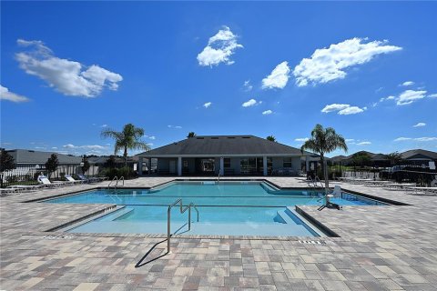 Villa ou maison à louer à Lakeland, Floride: 4 chambres, 171.87 m2 № 2415290 - photo 3