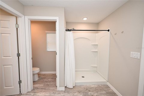 Villa ou maison à louer à Lakeland, Floride: 4 chambres, 171.87 m2 № 2415290 - photo 24