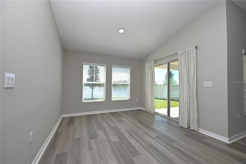 Villa ou maison à louer à Lakeland, Floride: 4 chambres, 171.87 m2 № 2415290 - photo 18