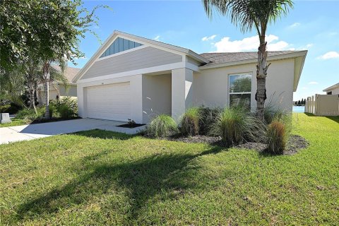 Villa ou maison à Lakeland, Floride 4 chambres, 171.87 m2 № 2415290