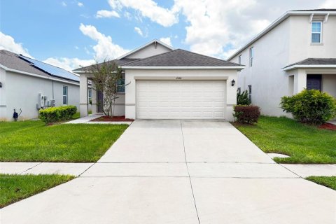 House in Kissimmee, Florida 3 bedrooms, 153.38 sq.m. № 2393578