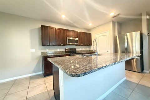 House in Kissimmee, Florida 3 bedrooms, 153.38 sq.m. № 2393578 - photo 4