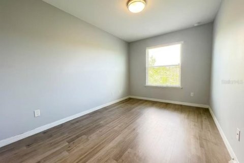 Townhouse in Sanford, Florida 3 bedrooms, 126.63 sq.m. № 2096843 - photo 17