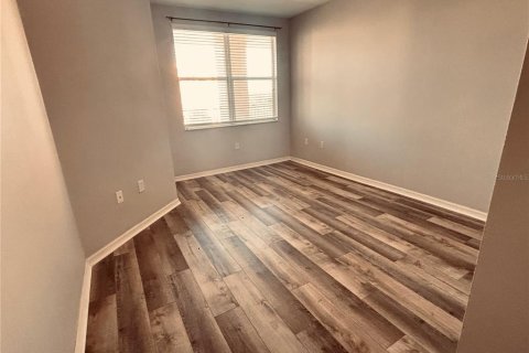 Condo in Largo, Florida, 3 bedrooms  № 1585862 - photo 26