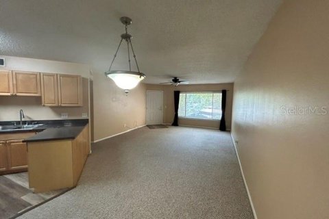 Condo in Clearwater, Florida, 1 bedroom  № 2205476 - photo 11