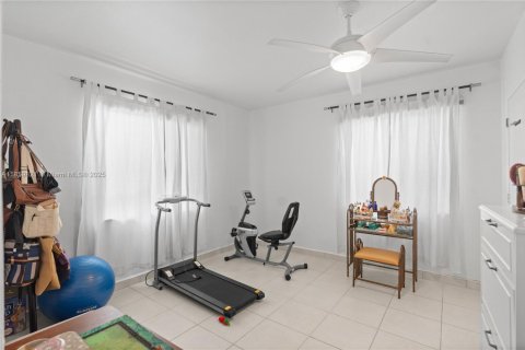 Casa en venta en North Bay Village, Florida, 3 dormitorios, 146.69 m2 № 1888294 - foto 26