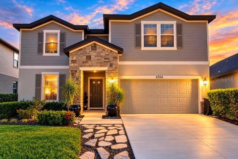 Villa ou maison à Palmetto, Floride 4 chambres, 265.14 m2 № 2395782