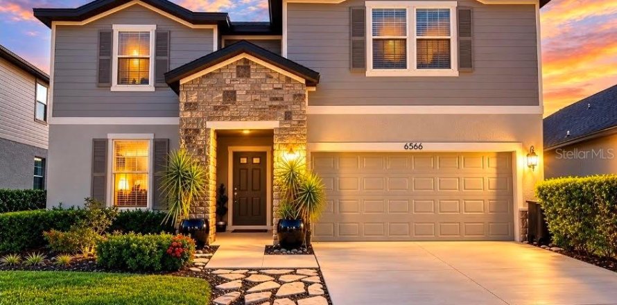 Villa ou maison à Palmetto, Floride 4 chambres, 265.14 m2 № 2395782