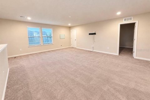 Villa ou maison à louer à Palmetto, Floride: 4 chambres, 265.14 m2 № 2395782 - photo 6