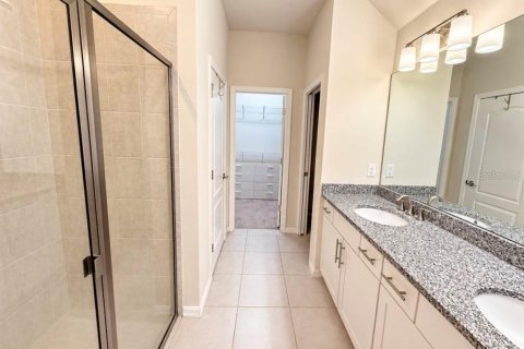 Villa ou maison à louer à Palmetto, Floride: 4 chambres, 265.14 m2 № 2395782 - photo 5