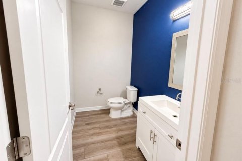 Villa ou maison à louer à Palmetto, Floride: 4 chambres, 265.14 m2 № 2395782 - photo 16