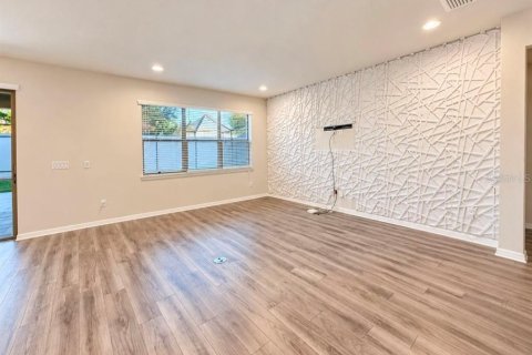 Villa ou maison à louer à Palmetto, Floride: 4 chambres, 265.14 m2 № 2395782 - photo 2