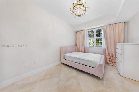 Condo in Aventura, Florida, 3 bedrooms  № 2030679 - photo 24