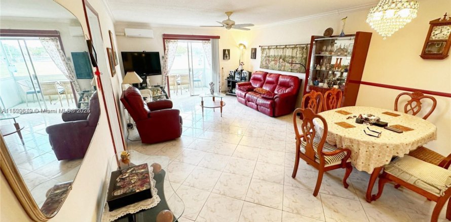 Condo in Miami, Florida, 1 bedroom  № 1802608
